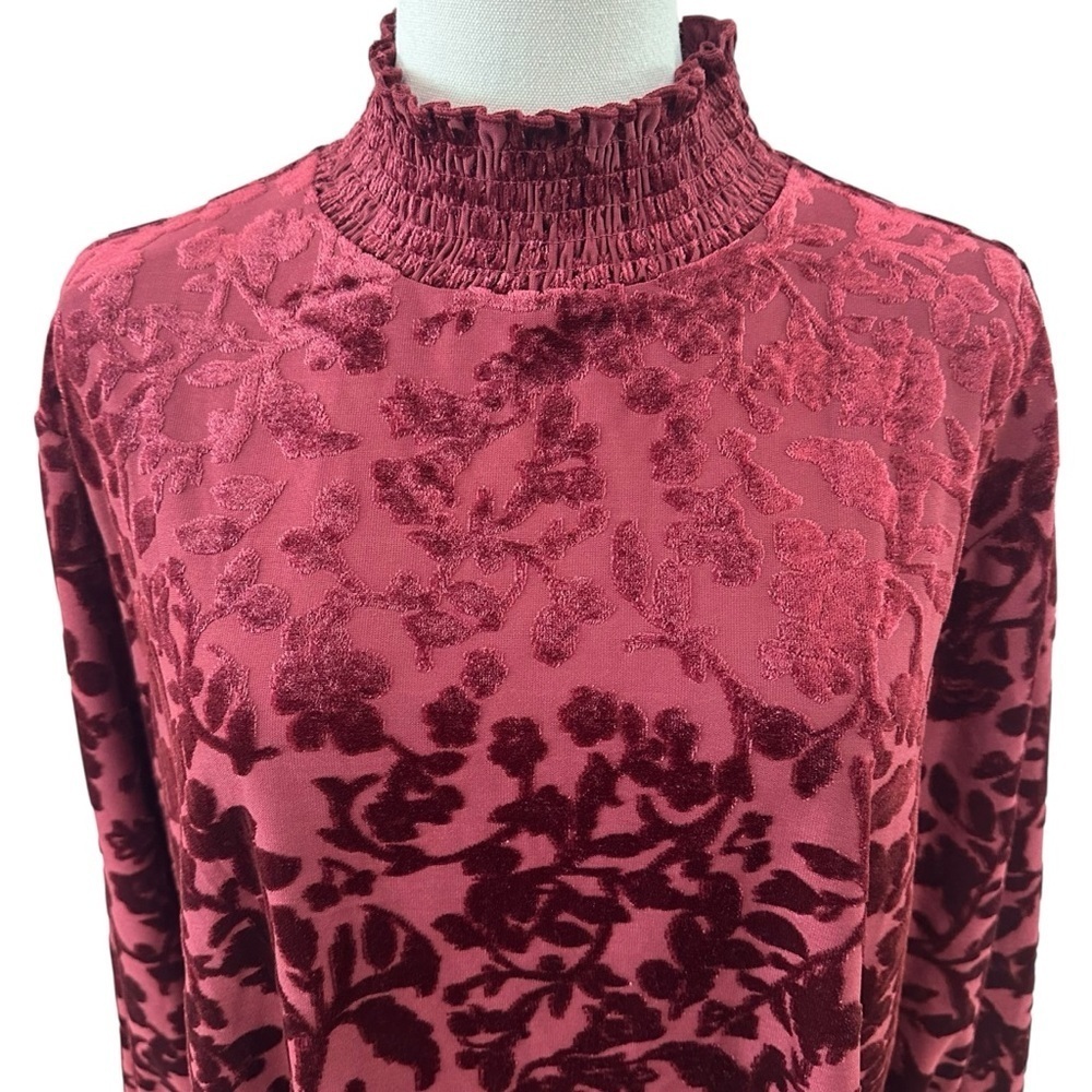 Women's 2X Burgundy Floral Crushed Burnout Velvet Whimsical High-Neck Blouse - Picture 3 of 5